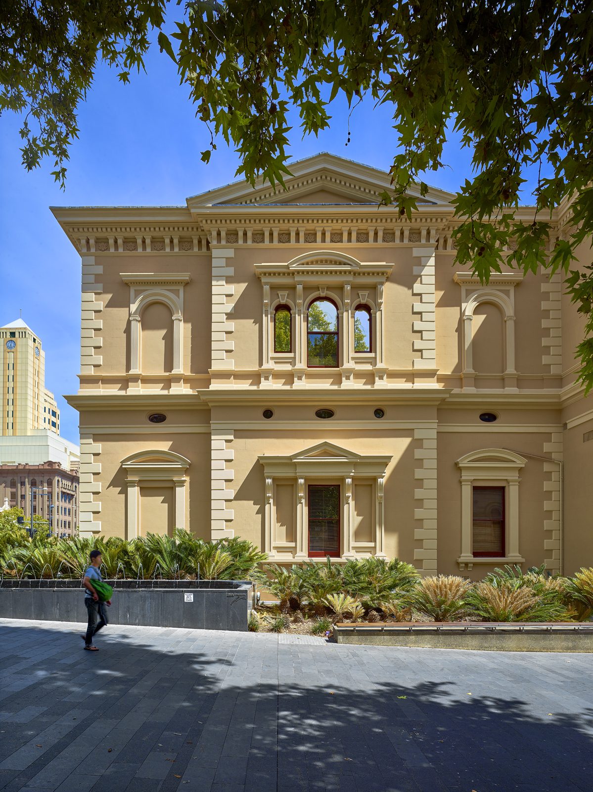 Institute Building 003